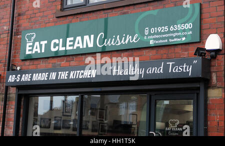 Manger engouement propre,Cafe,Warrington Cheshire, Angleterre, Royaume-Uni - manger une cuisine propre Latchford - Abs sont faits dans la cuisine Banque D'Images