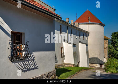 Kmit, château du 16ème siècle, hôtel de Slovaquie située dans la région de Malopolska, Bieszczady, Pologne Banque D'Images