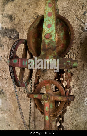 Vieille machine rouillée abandonnée Banque D'Images