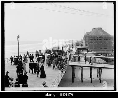 Sélection de marche, matin de Pâques, Atlantic City, New Jersey. Banque D'Images