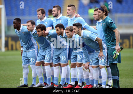 Stadio Olimpico, Rome, Italie. 15 janvier 2017. Serie A Football. Lazio vs Atalanta.SS Lazio team . Crédit : marco iacobucci/Alamy Live News Banque D'Images