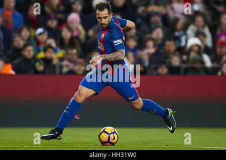 Barcelone, Espagne. 14 Jan, 2017. Paco Alcacer do (FC Barcelone), au cours de la Liga match de football entre le FC Barcelone et l'UD Las Palmas, au Camp Nou à Barcelone, Espagne, le samedi 14 janvier 2017. Foto : S.Lau | Verwendung weltweit Credit : dpa/Alamy Live News Banque D'Images