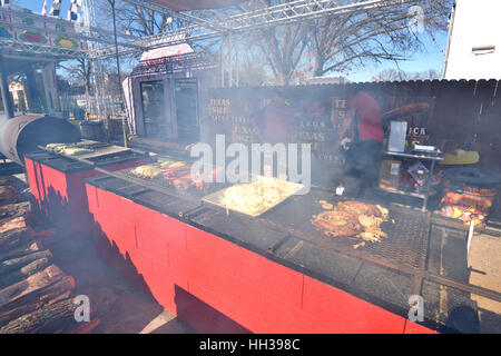 Ft. Worth, Texas, USA. 16 janvier, 2017. Les aliments proviennent de la taille du Texas à l'Assemblée Ft. Stock d'une valeur de montrer et rodéo. Credit : Hum Images/Alamy Live News Banque D'Images