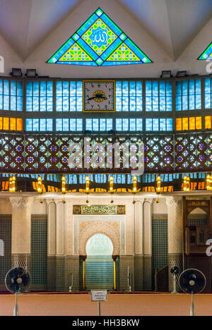 Masjid negara, ou de l'intérieur de la mosquée nationale à Kuala Lumpur, Malaisie Banque D'Images