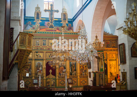 Intérieur de l'église de la Vierge Marie dans le Beit Jala, Israël. Banque D'Images