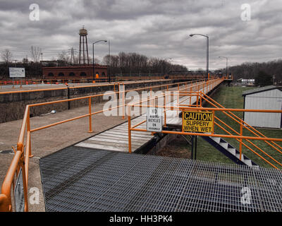 Seneca Falls, New York, USA. CS/2 Serrure fait partie de l'historique canal Érié à Seneca Falls, New York Banque D'Images