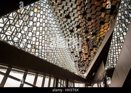 Harpa Concert Hall de Reykjavik et centre de conférence Banque D'Images