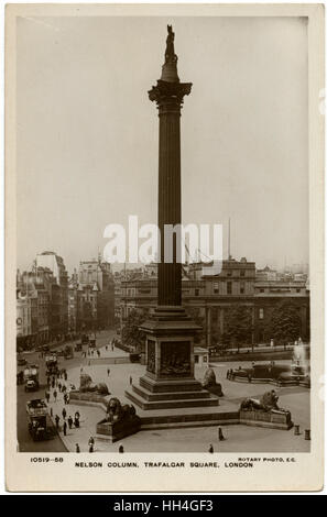 La colonne Nelson - Trafalgar Square, Londres Banque D'Images