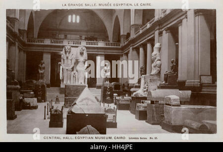 Salle principale du Musée égyptien au Caire, Égypte Banque D'Images