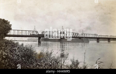 Pont ferroviaire au-dessus du fleuve Mississippi, Illinois, États-Unis Banque D'Images