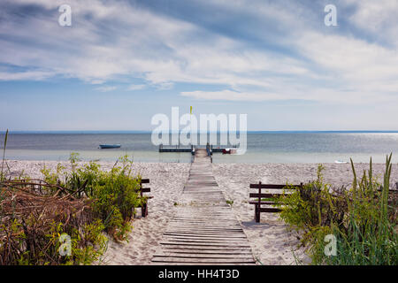 Plage de la baie de la mer Baltique sur la péninsule de Hel en Pologne, Kuznica Banque D'Images