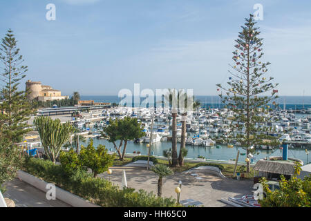 Marina De La Torre de la Horadada, sur la Costa Blanca en Espagne Banque D'Images