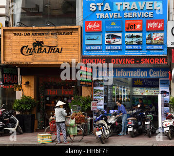 Can Tho est la plus grande ville dans le Delta du Mékong Vietnam (République socialiste du Viêt Nam ) célèbre pour ses marchés flottants. Banque D'Images