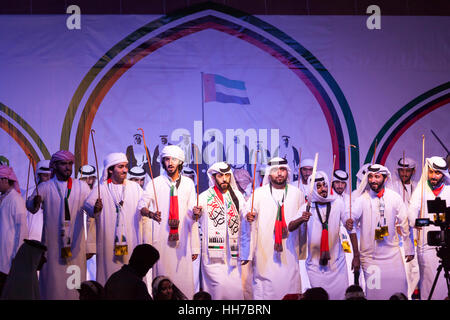 Danseurs arabes à Ras al Khaimah. Emirats Arabes Unis Banque D'Images