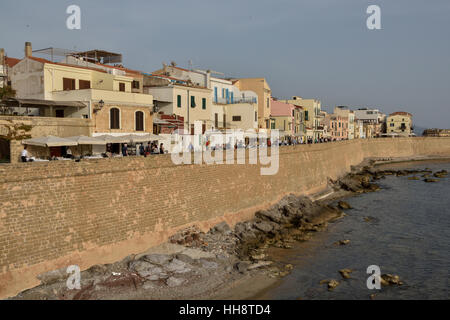 Ancien mur de la ville, province de Sassari, Alghero, Sardaigne, Italie Banque D'Images