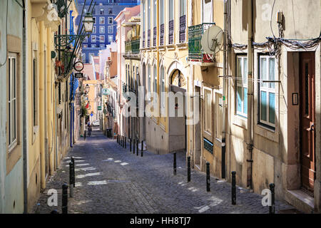 Lisbonne, PORTUGAL - CIRCA Octobre 2016 : rues de la ville de Lisbonne, Portugal. Banque D'Images