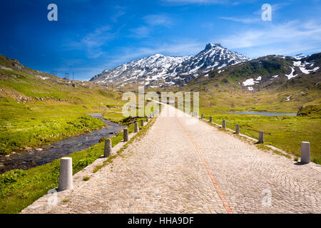 Col du Gothard historique route avec pavés, Alpes, Italie Banque D'Images