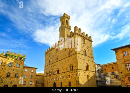 La ville de Volterra, palais médiéval Palazzo dei Priori, l'état historique de Pise, Toscane, Italie Banque D'Images