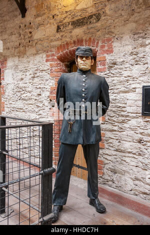 Garde côtière canadienne figure dans la prison de la ville. Cork, République d'Irlande Banque D'Images