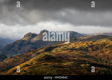 Le Langdale Pikes de Loughrigg Cumbria Fells Banque D'Images