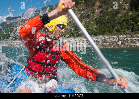 Une expédition de rafting sur la rivière Karnali, ouest du Népal Banque D'Images