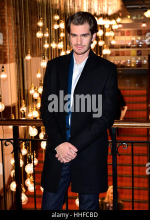 Andrew Garfield participant à la crête de scie à métaux à la projection spéciale Photo Centre, Londres. Banque D'Images