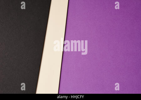 Cartons de couleur beige noir fond dans ton violet. Copier l'espace. L'horizontale Banque D'Images