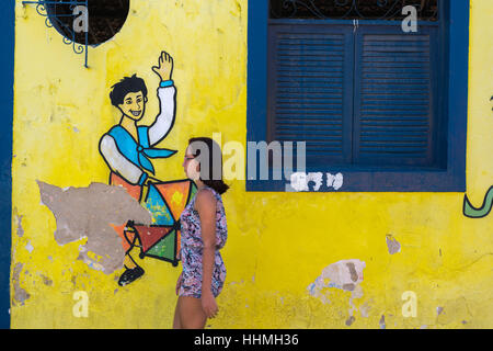 Mur de la maison colorée, Olinda, site du patrimoine mondial de l'UNESCO, de l'état de Pernambuco, Brésil, Amérique du Sud Banque D'Images