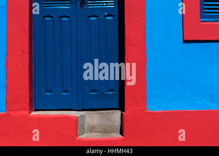 Mur de la maison colorée, Olinda, site du patrimoine mondial de l'UNESCO, de l'état de Pernambuco, Brésil, Amérique du Sud Banque D'Images