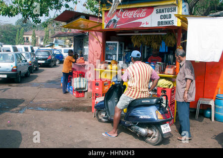 Stand de boissons froides Inde Goa Mapusa Banque D'Images