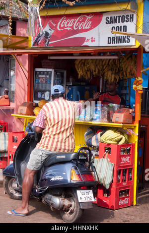 Stand de boissons froides Inde Goa Mapusa Banque D'Images