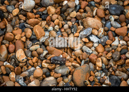 Photo d'un tas de peebles sur le terrain sur la plage Banque D'Images