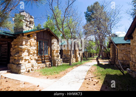 Lodges at le bord nord, le Parc National du Grand Canyon, Arizona, USA Banque D'Images