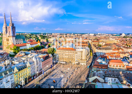 Vue aérienne sur le centre-ville de Zagreb en Croatie, l'Europe. Banque D'Images