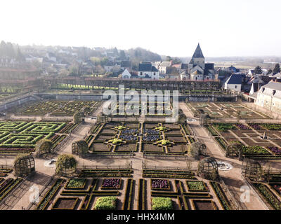 Vue sur les jardins du château Villandry, vallée de la Loire, France Banque D'Images