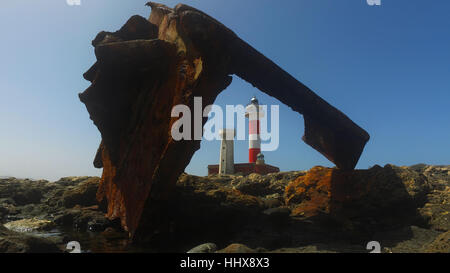 Fuerteventura, Îles Canaries : vue sur le phare de Toston, près du village de pêcheurs d'El Cotillo, le 3 septembre 2016 Banque D'Images