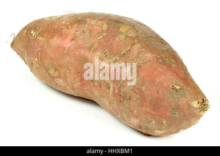 La patate douce de l'agriculture biologique isolé sur fond blanc Banque D'Images