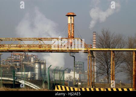 Zone industrielle de Mantoue (Lombardie, Italie), chimique et pétrochimique Banque D'Images