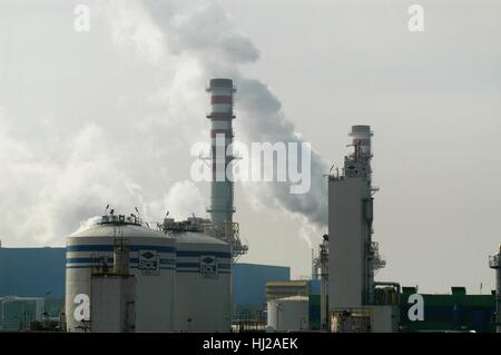 Zone industrielle de Mantoue (Lombardie, Italie), chimique et pétrochimique Banque D'Images