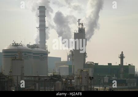 Zone industrielle de Mantoue (Lombardie, Italie), chimique et pétrochimique Banque D'Images