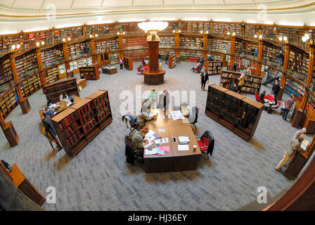 Picton Salle de lecture, une partie de la bibliothèque centrale de Liverpool. Banque D'Images