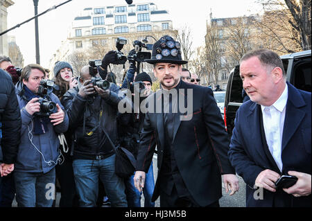 Paris, France. 21 Jan, 2017. Boy George a vu arriver chez Dior Fashion Show au cours de la Fashion Week de Paris Crédit : Gaetano Piazzolla/Pacific Press/Alamy Live News Banque D'Images