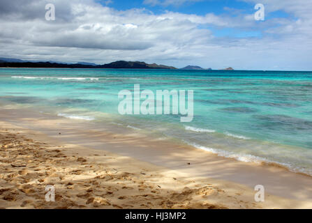 Sur les sables de Waimanalo Beach, Windward Oahu, Hawaii, USA Banque D'Images
