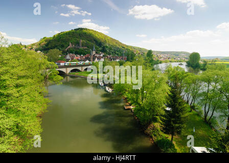 Gemünden am Main : centre-ville, avec la confluence de Fränkischer Saale (à gauche) et Main, Unterfranken, en Basse-franconie, Bayern, Bavière, Allemagne Banque D'Images