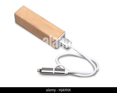 Banque d'alimentation externe portable en bois, pour la recharge de téléphone d'urgence isolated on white with clipping path Banque D'Images