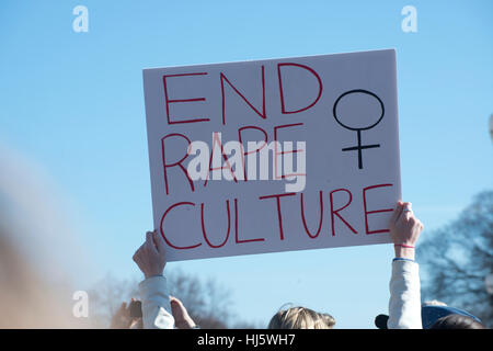 Chicago, Illinois, USA. 21 janvier, 2017. Signes de Chicago, Illinois USA Women's Mars et Rallye. Le 21 janvier 2017 Credit : Gregory Slocum/Alamy Live News Banque D'Images