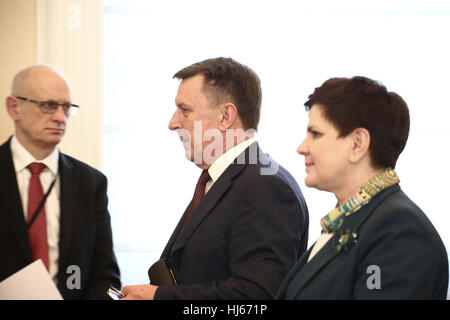 Varsovie, Pologne. 26 janvier, 2017. Primer Beata Szydlo tenu conférence de presse conjointe avec le Premier ministre letton Maris. Kucinskis Credit : Jake Ratz/Alamy Live News Banque D'Images