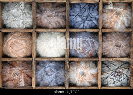 Image de fils de laine et de mohair couleur collection. Banque D'Images