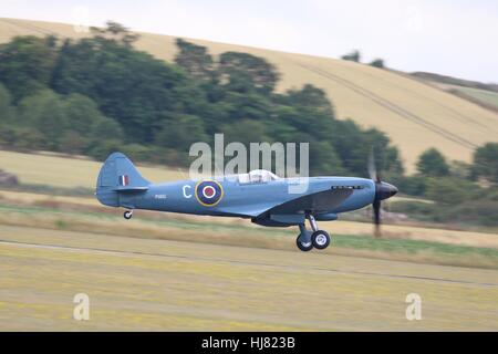 Supermarine Spitfire Mk XIX PS853 administré par Rolls Royce Banque D'Images