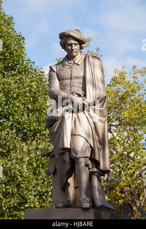 Statue du peintre Rembrandt sur Rembrandtplein, Amsterdam, Hollande, Pays-Bas Banque D'Images